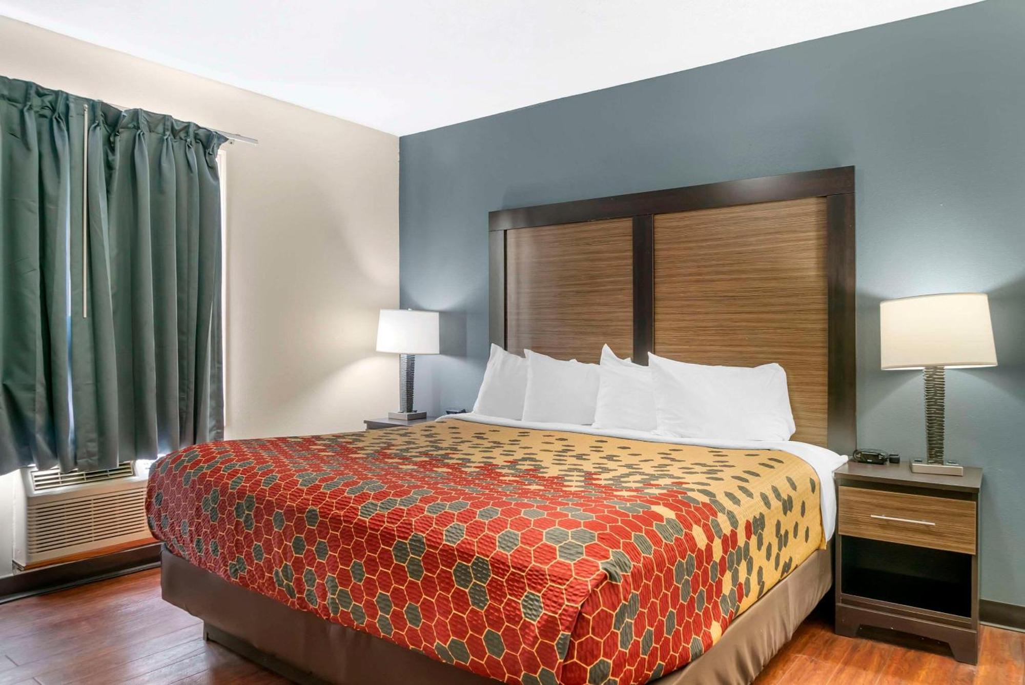 Econo Lodge Τράβερς Σίτι Εξωτερικό φωτογραφία